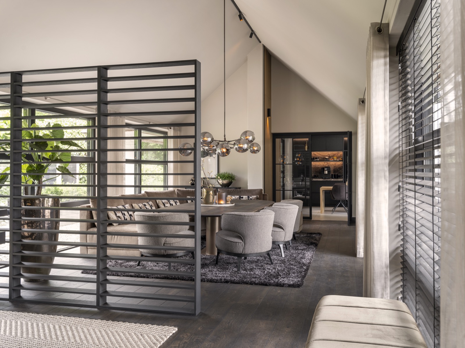 moderne eetkamer inrichting