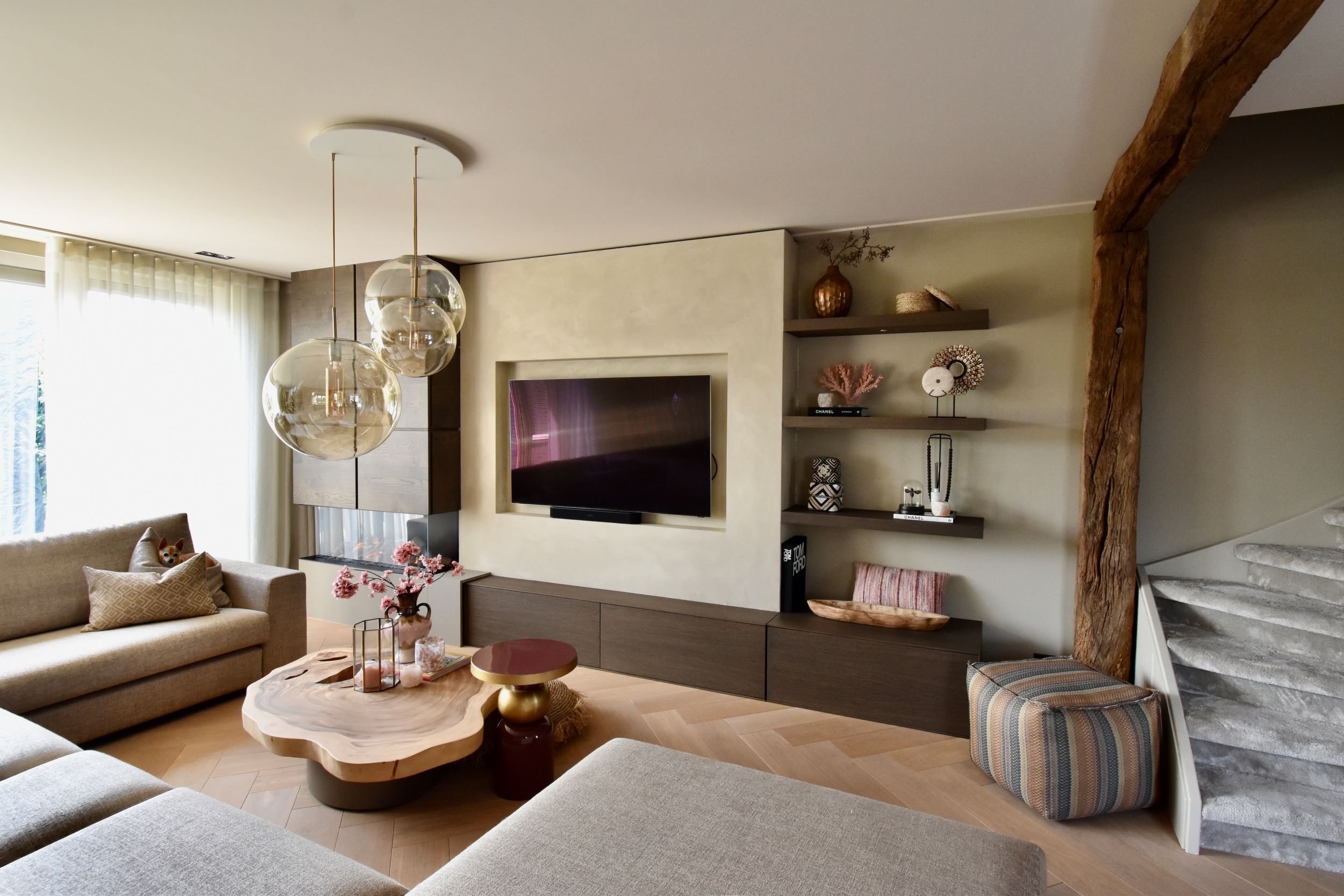 Luxe wandafwerking woonkamer
