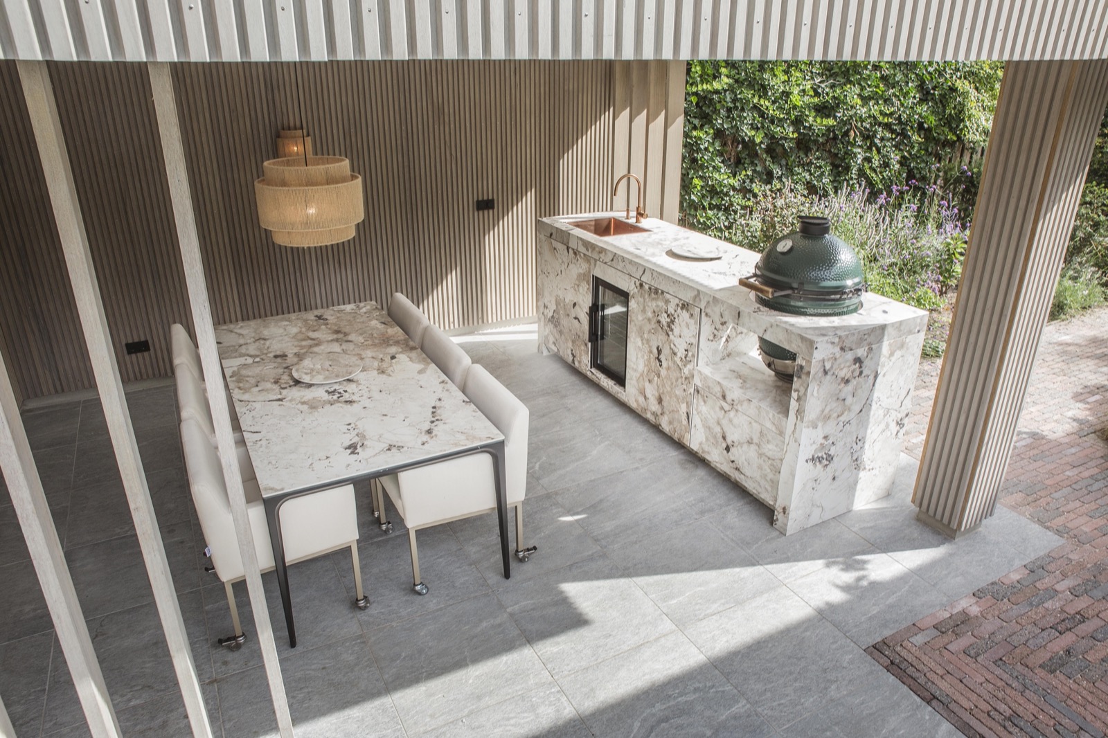 luxe buiten en luxe tuinmeubels
