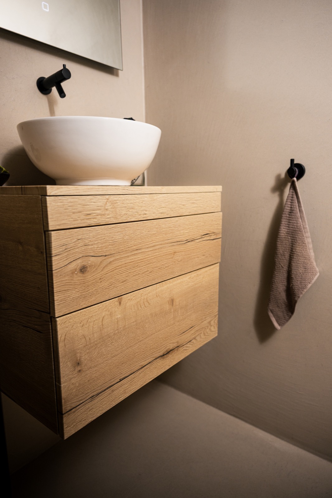 luxe vloer bij wastafel