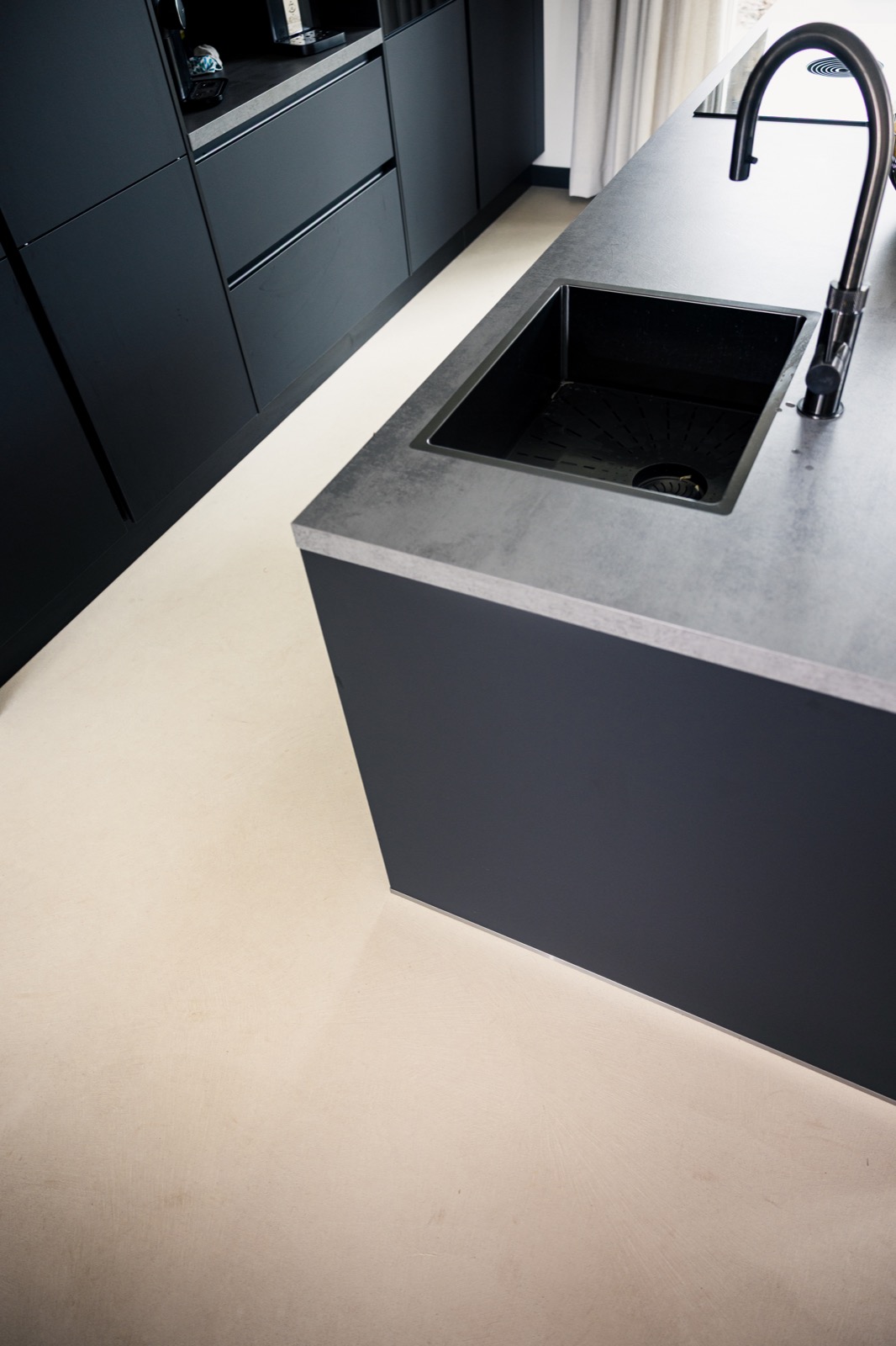 keuken met luxe vloer