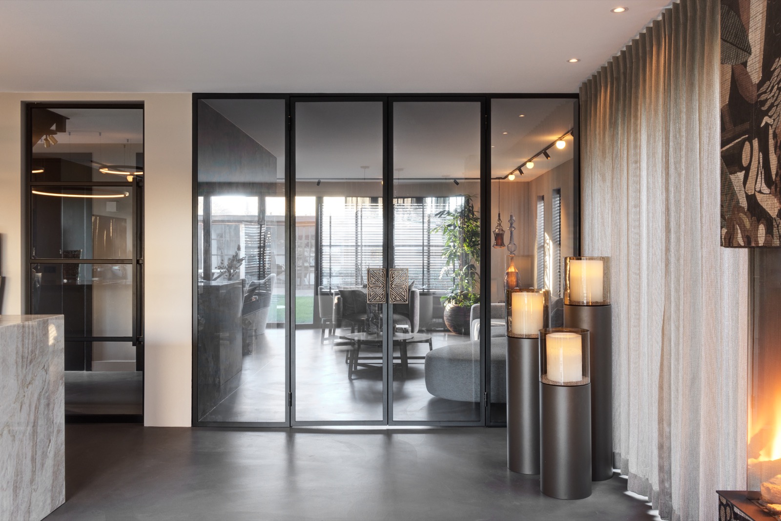 interieur met design deuren