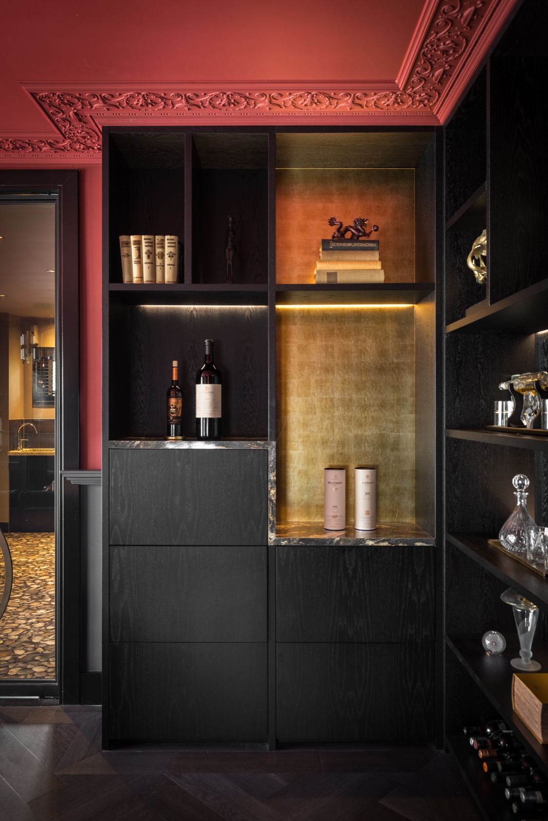 luxe kast met staal design