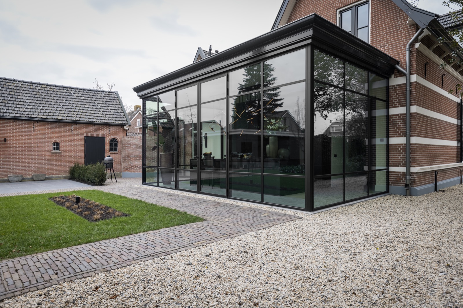 aanbouw met staal design
