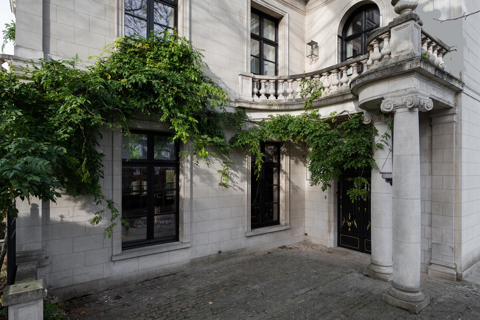 luxe villa