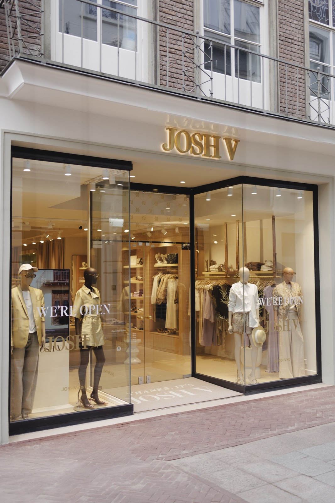 brandstof met luxe interieur