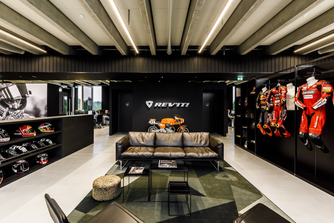 showroom