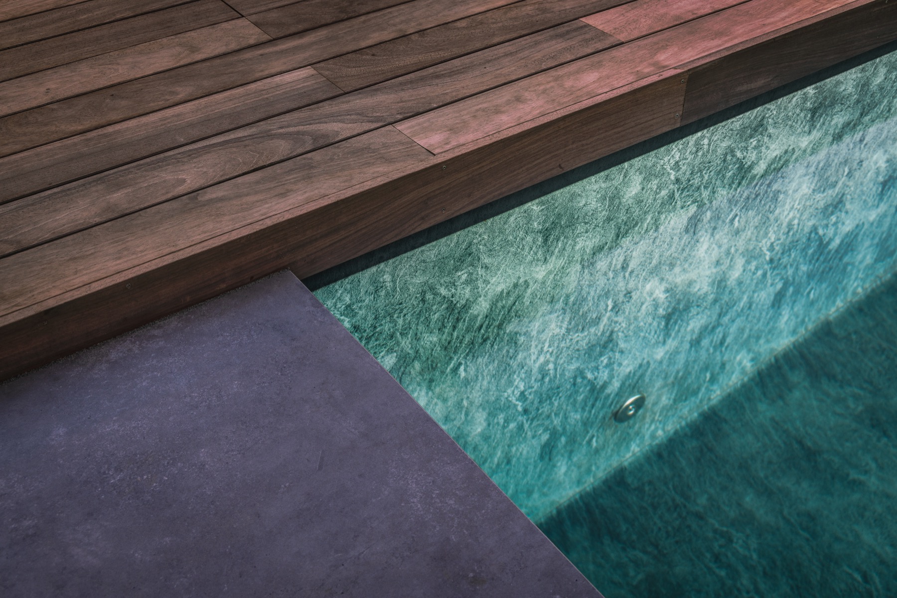 details luxe biopool