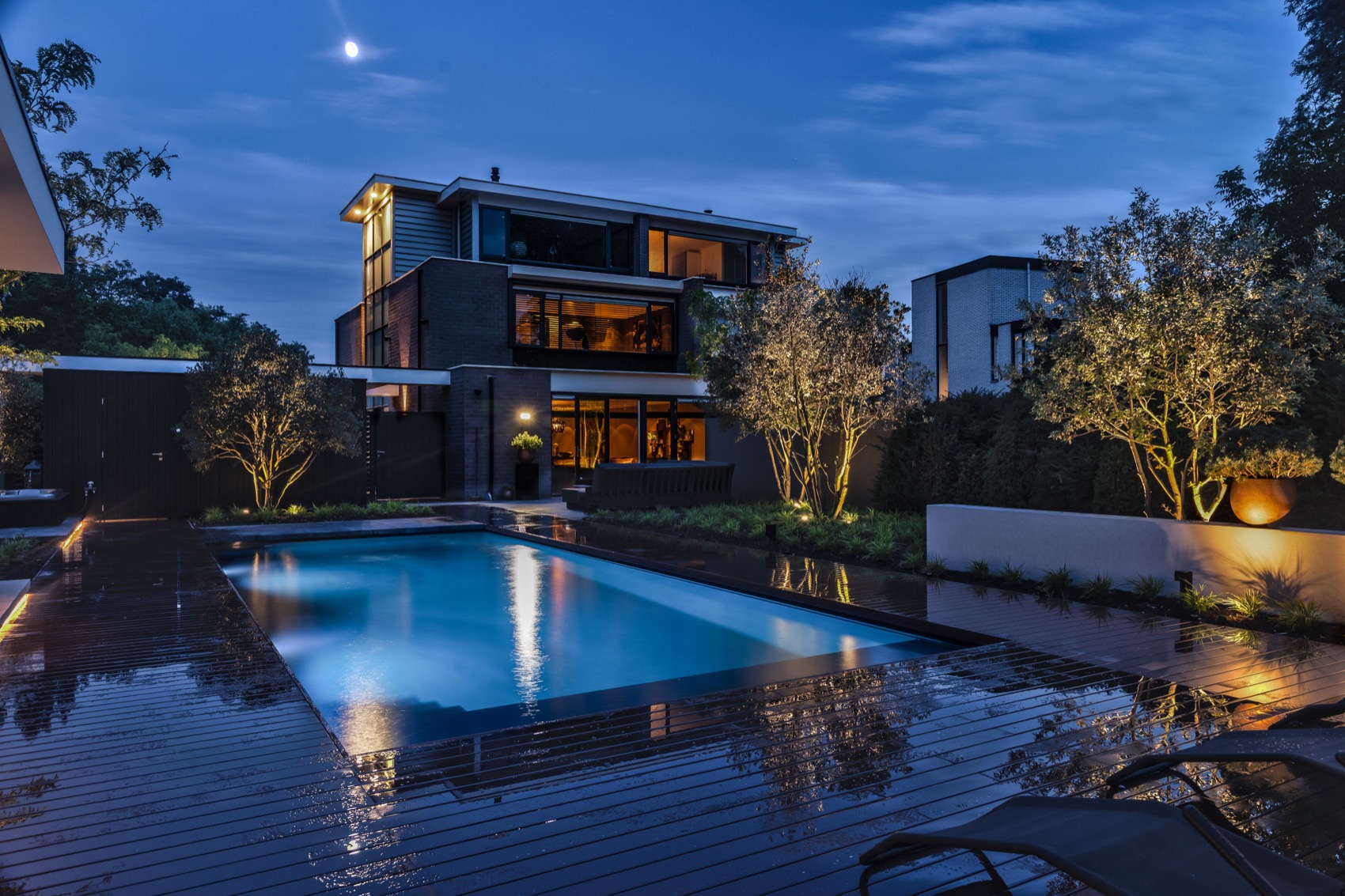 luxe buitenzwembad