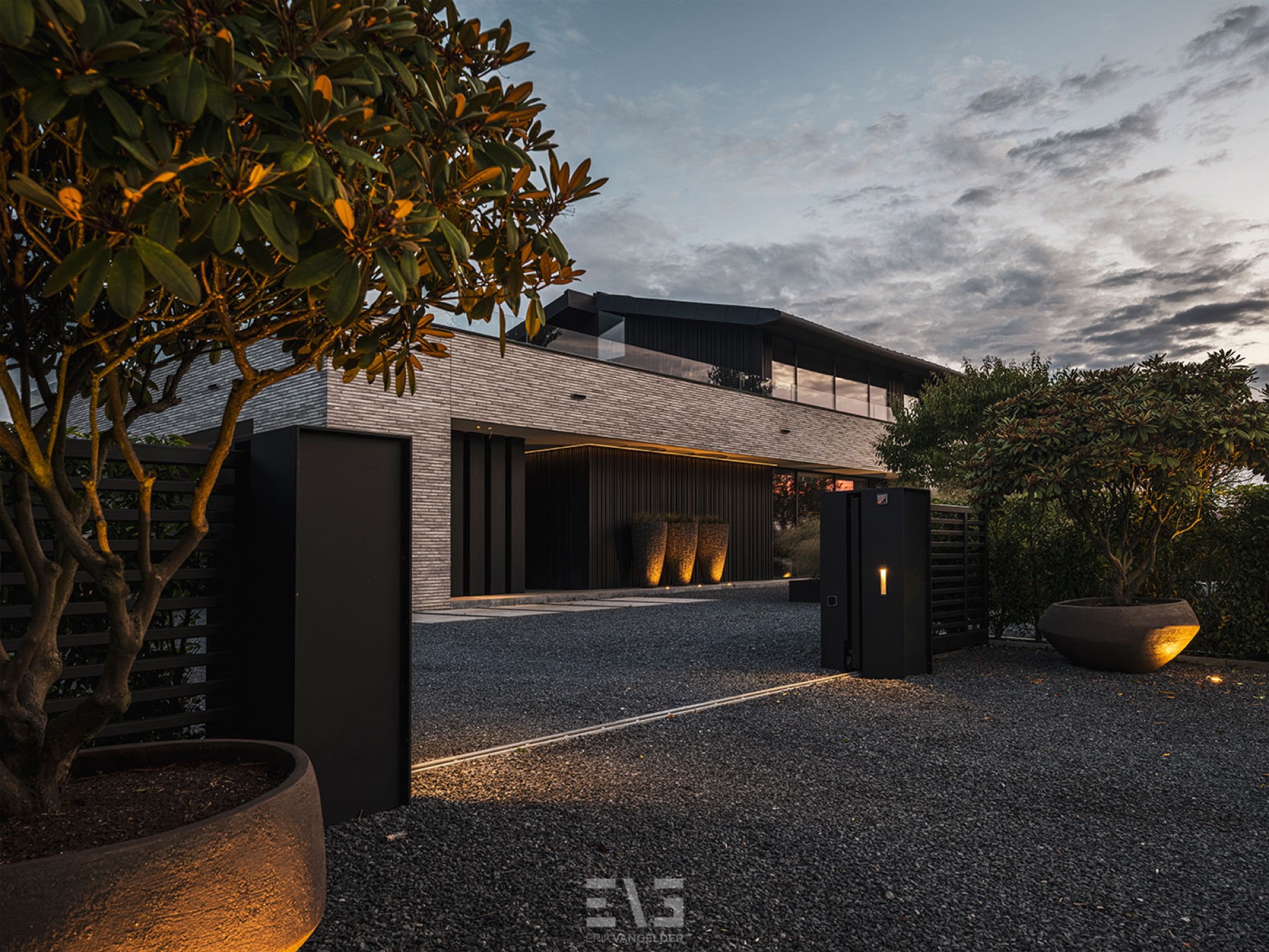 luxe oprit bij villa