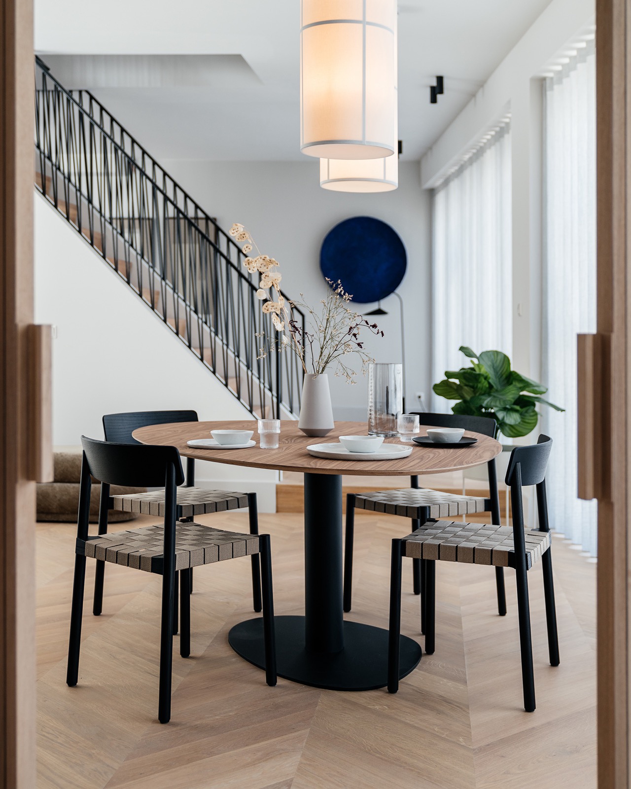 luxe eettafel met stoelen