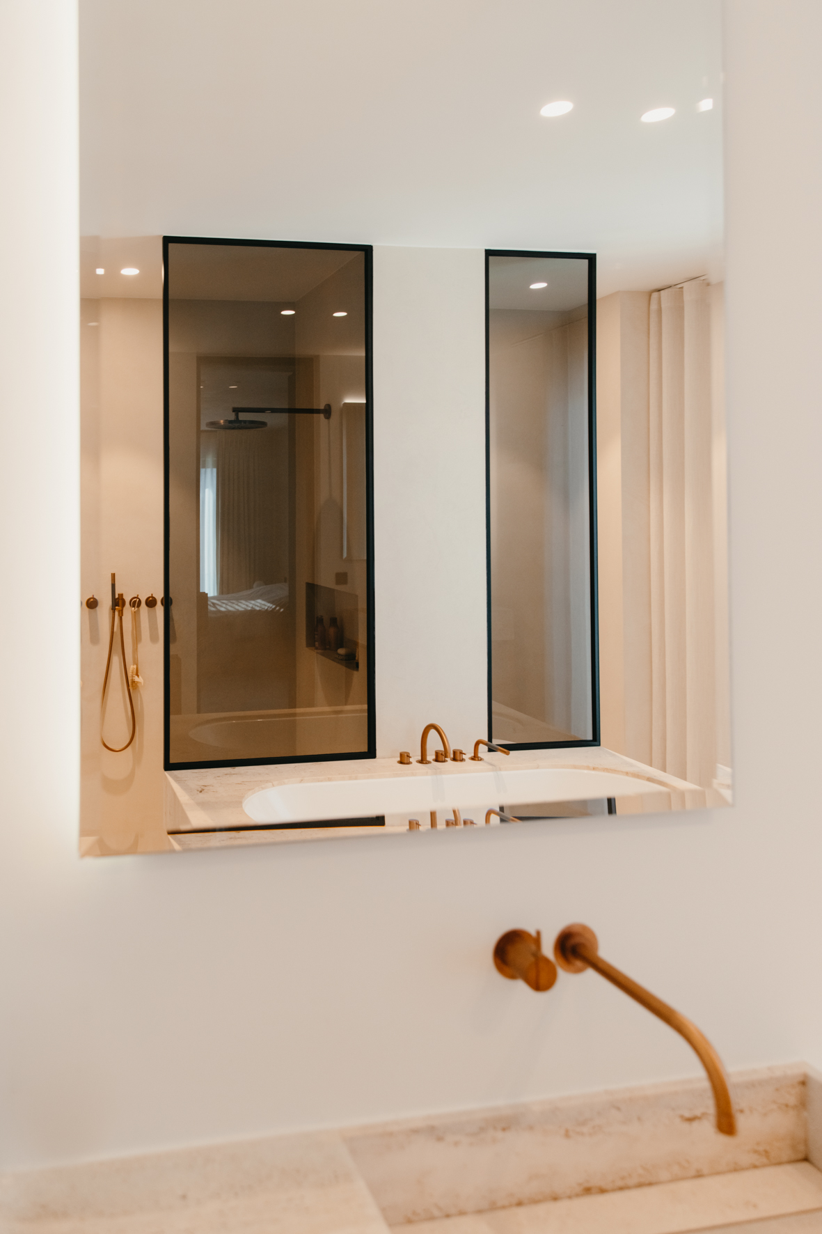 badkamer met luxe wandafwerking