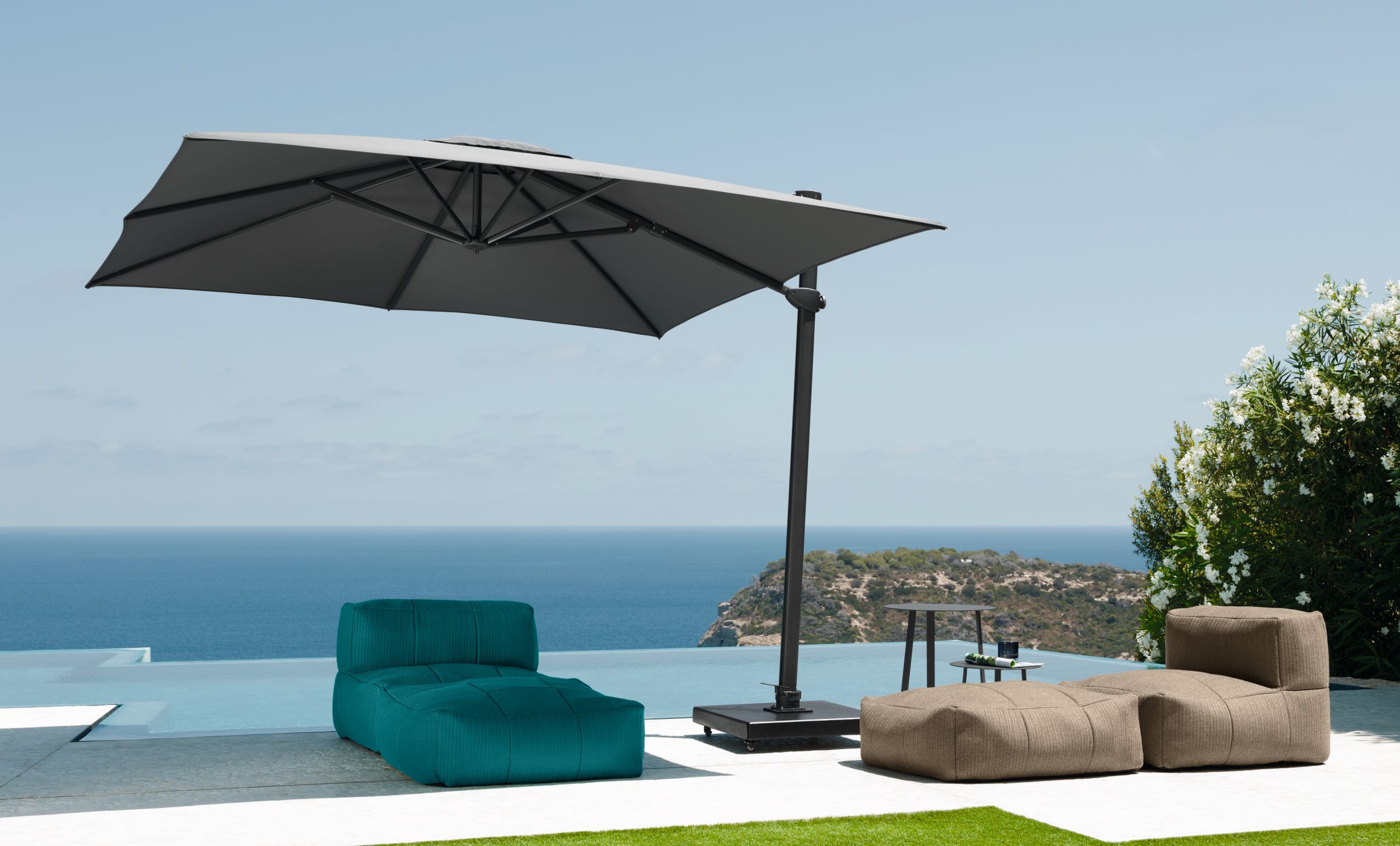 luxe design parasol