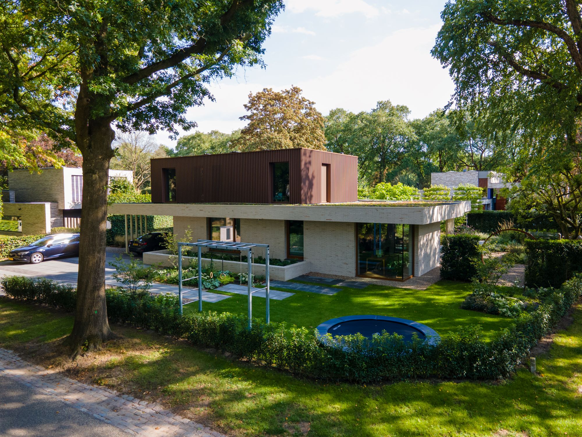 luxe design tuin bij villa