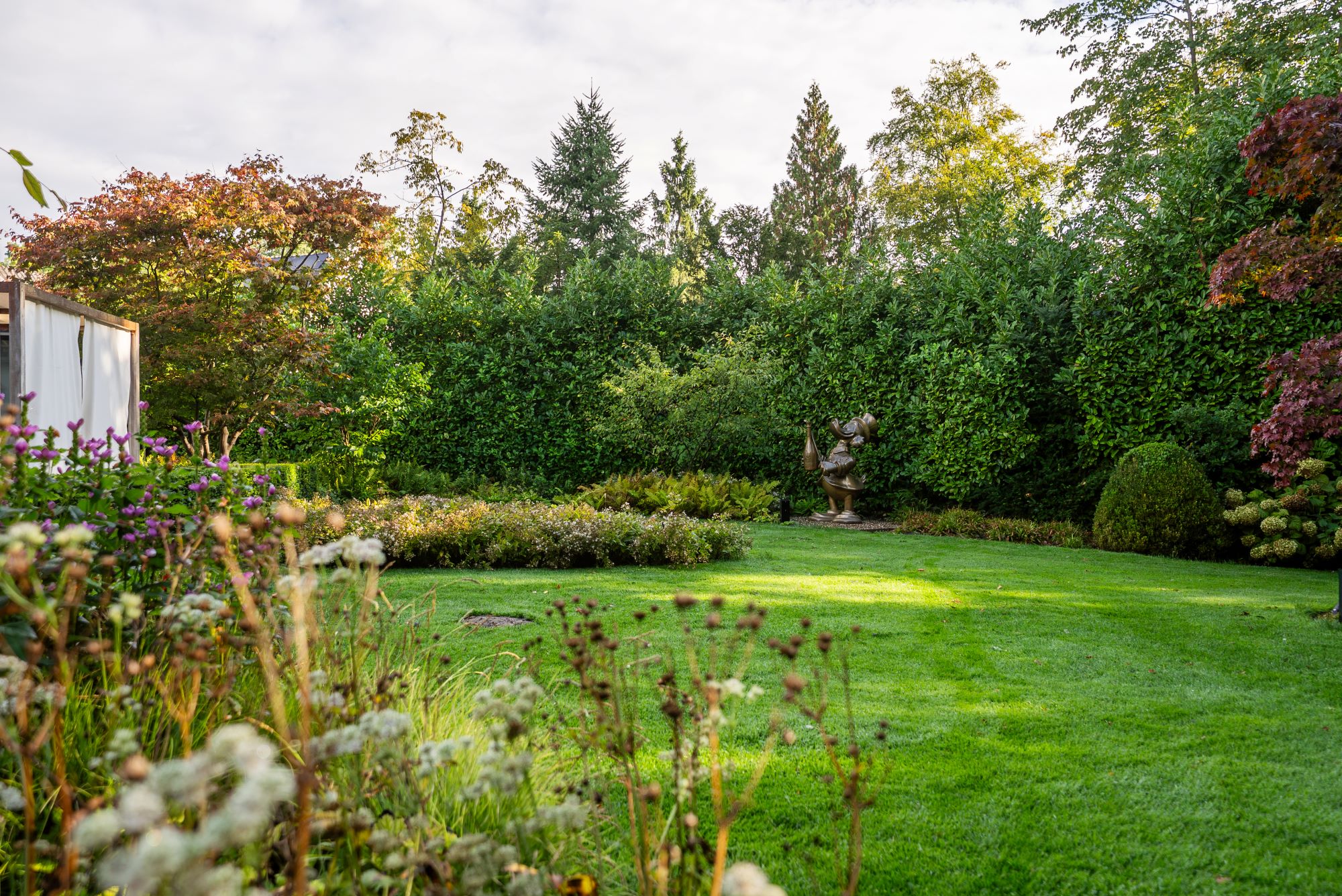 luxe tuin bij villa