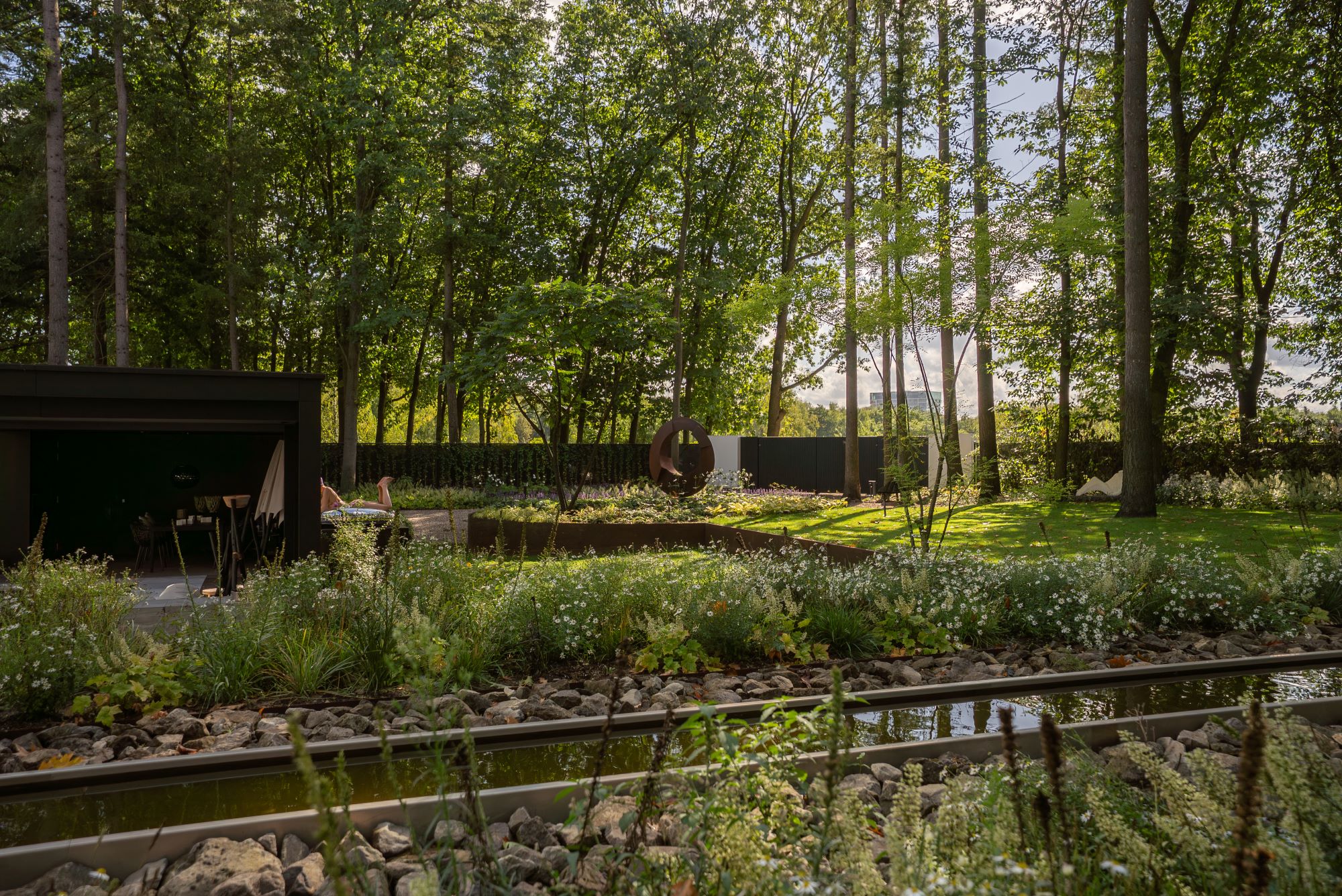 villatuin met luxe vijver