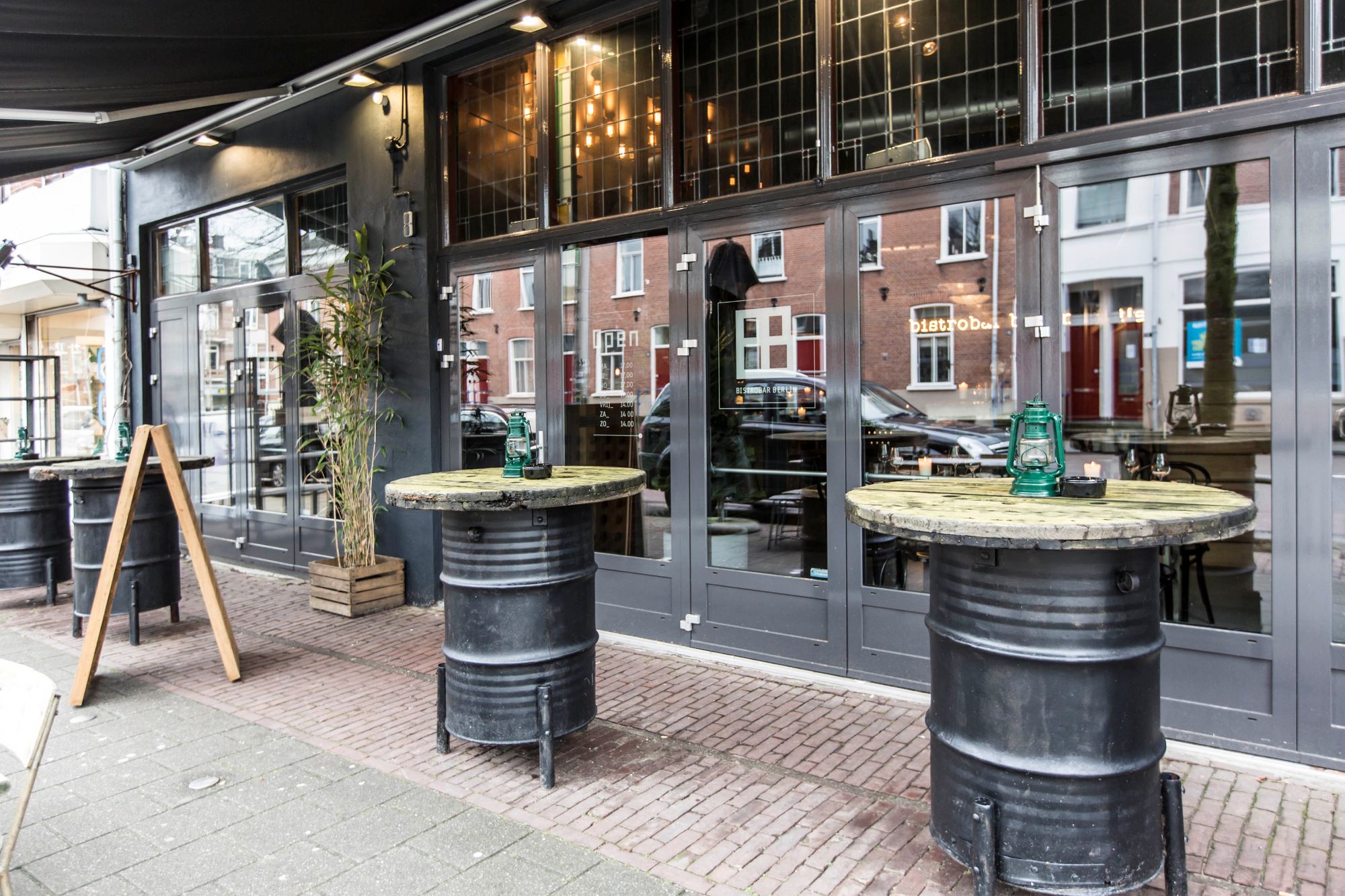 bistro bar
