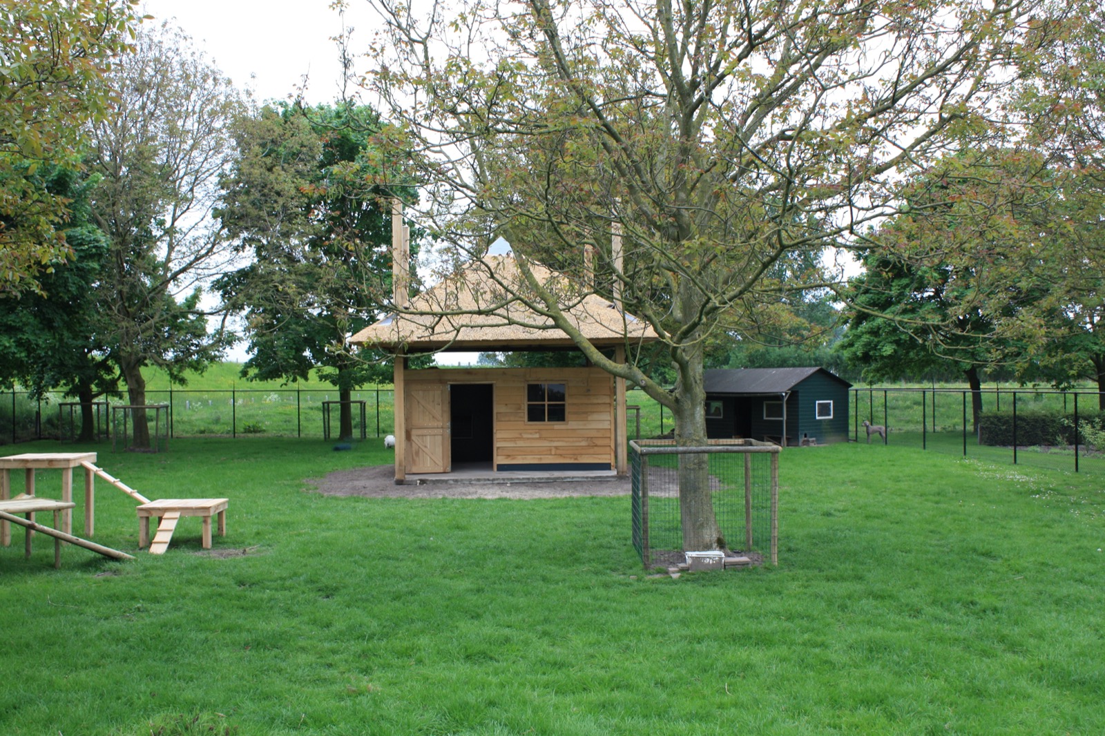 houten bijgebouw