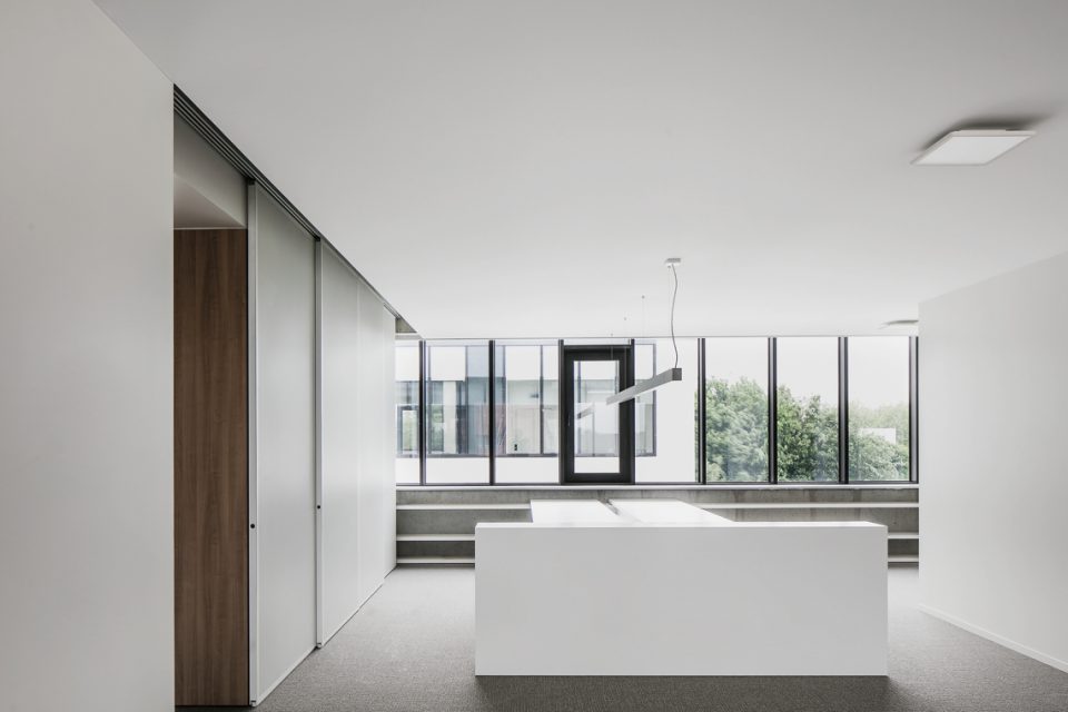 luxe kantoor met balie