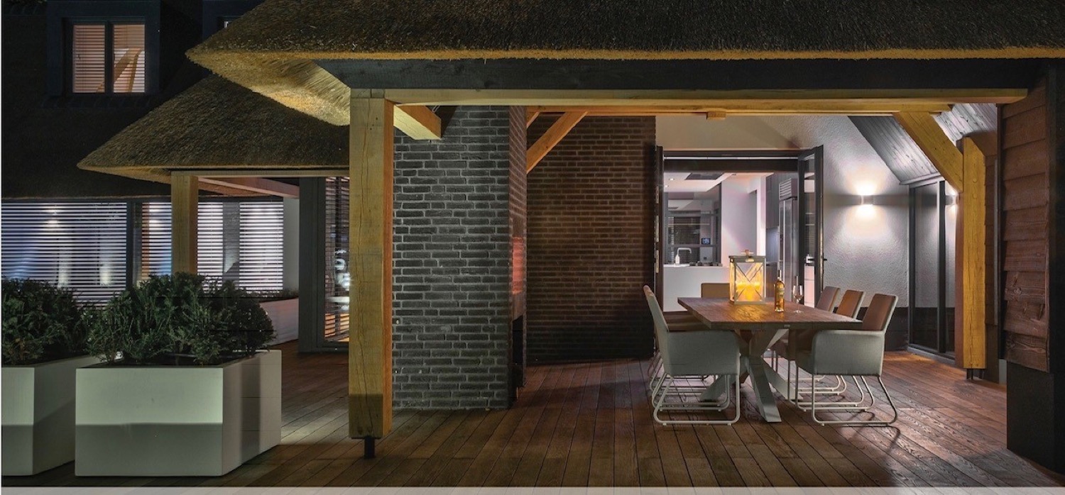 luxe houten overkapping