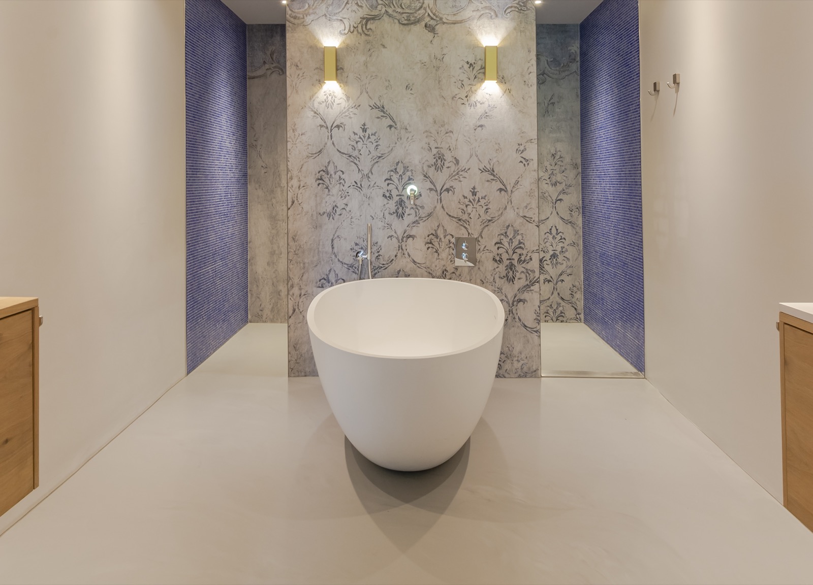 badkamer met luxe gietvloer