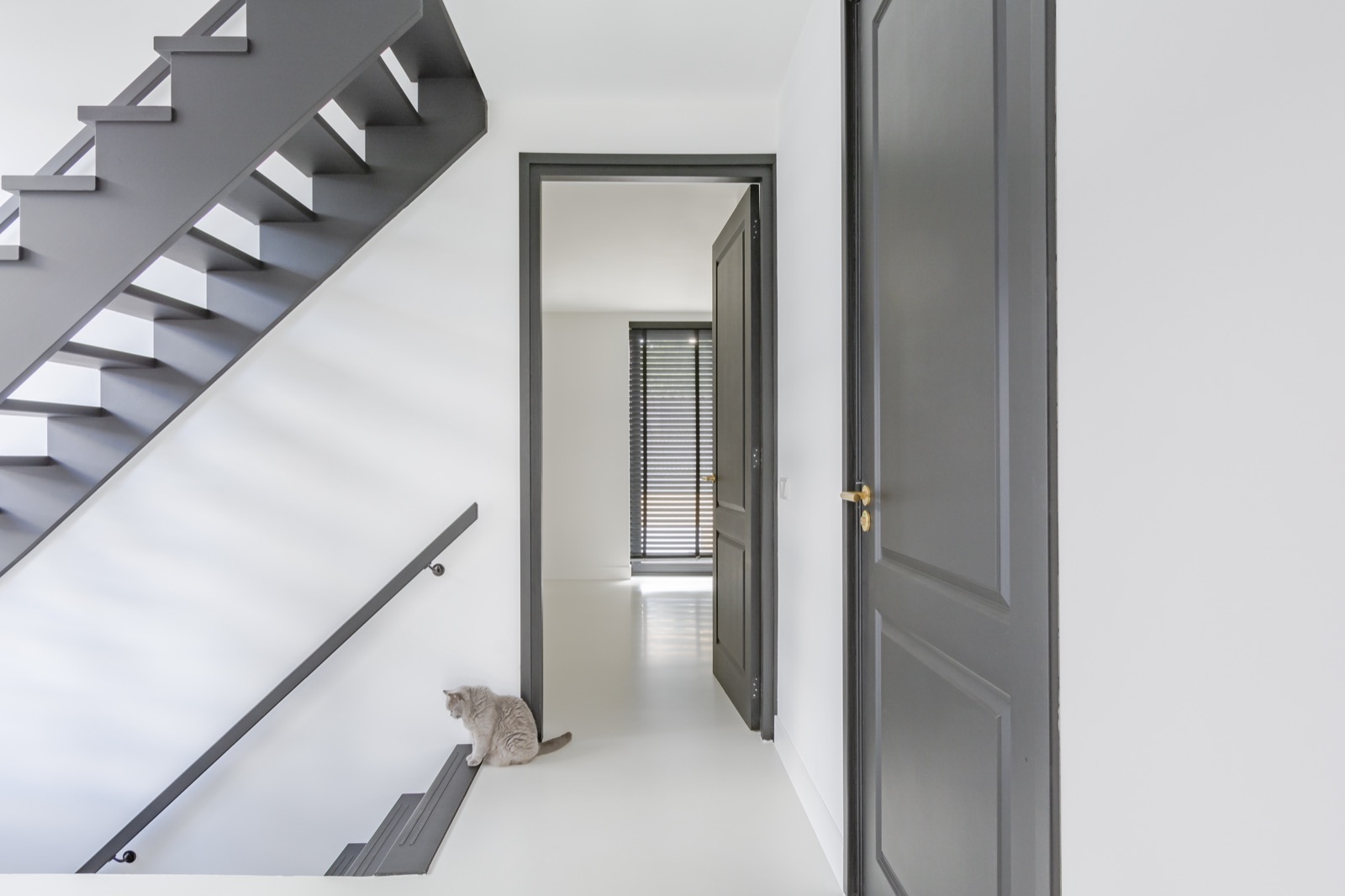 naadloze vloer in hal