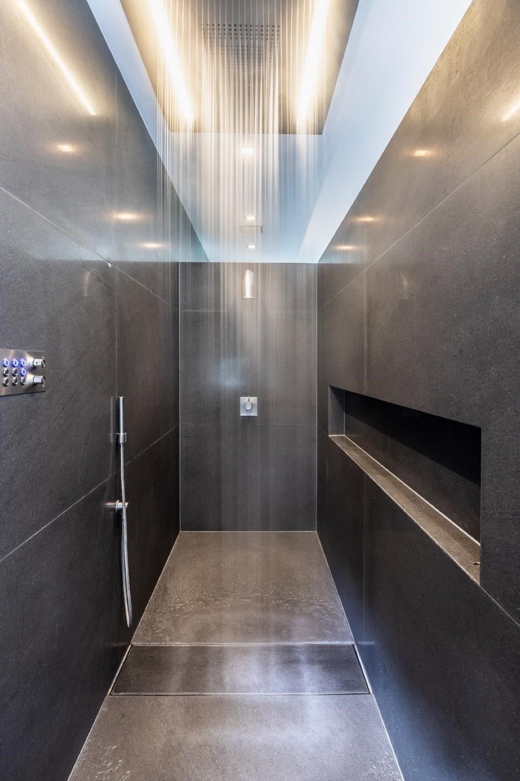 douche met luxe vloer