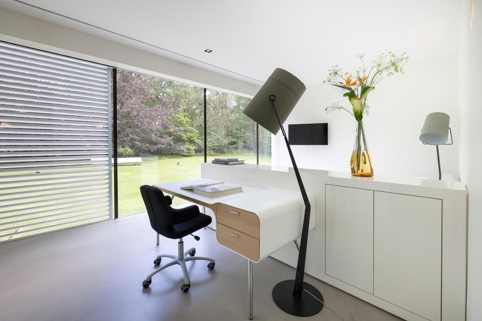 werkplek met gietvloer