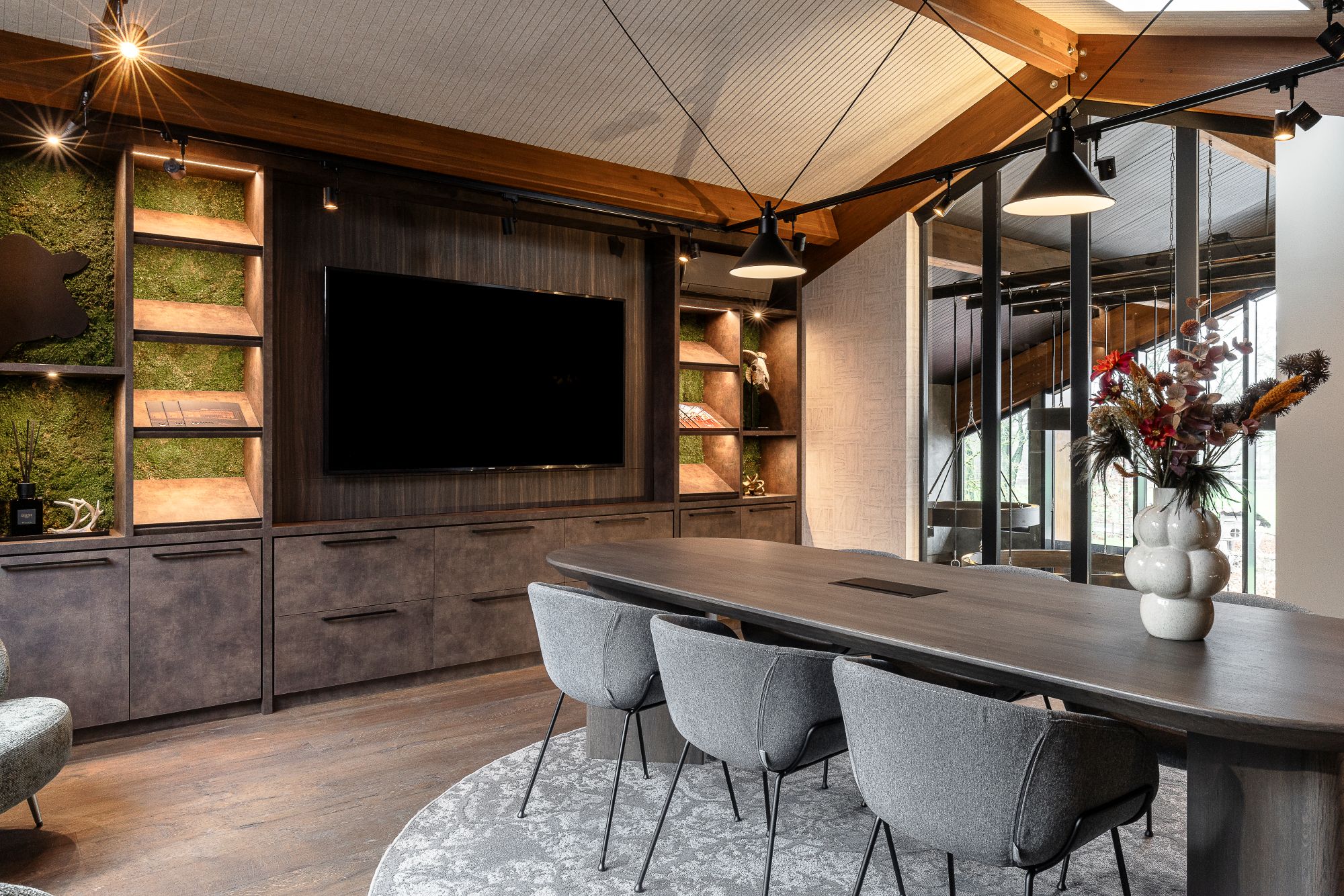 kast met verlichting