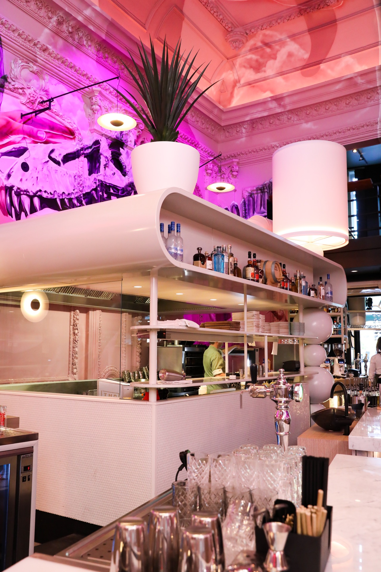 luxe barhemel in café