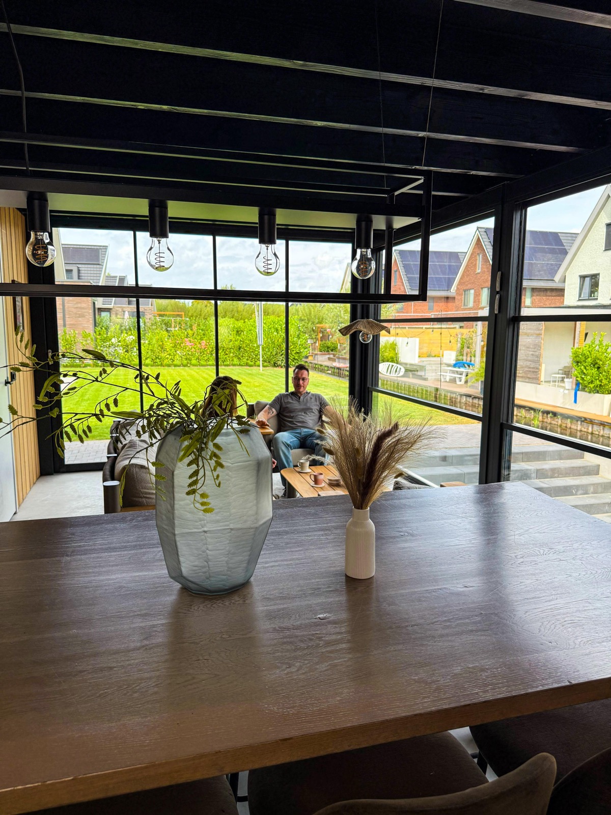 tuinkamer met glazen vouwwanden