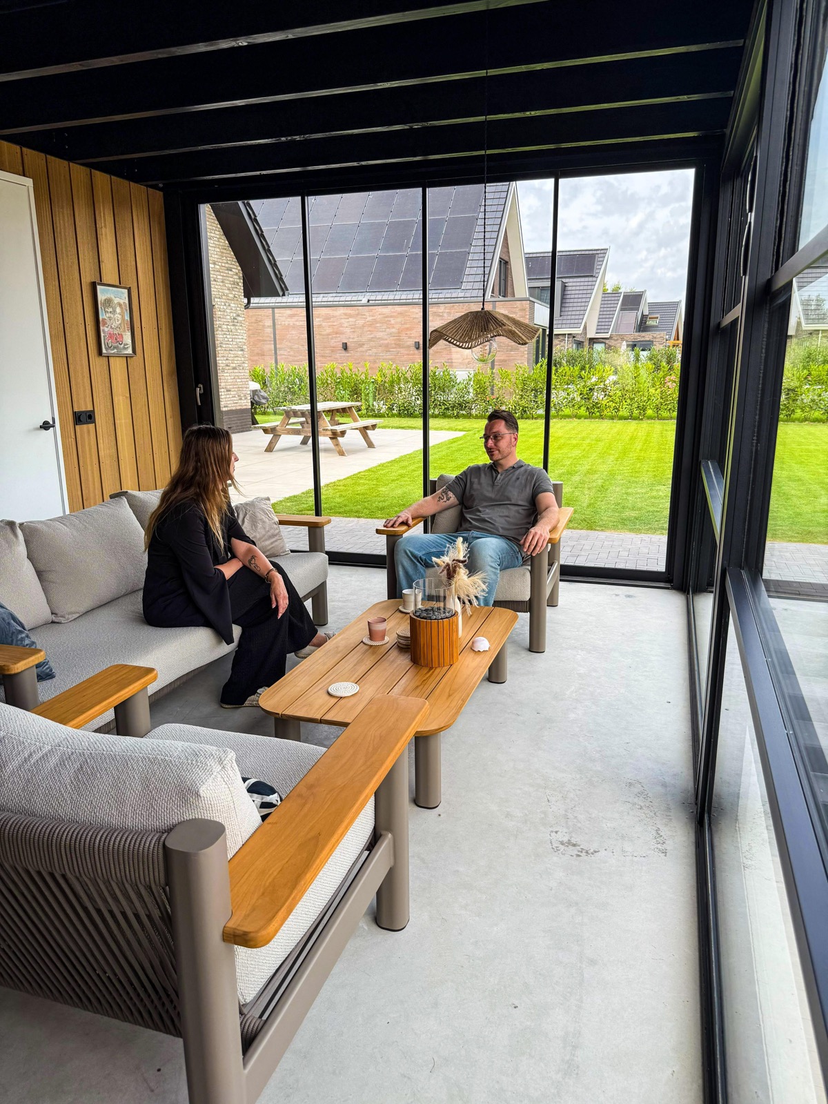 glazen schuiframen in tuinkamer