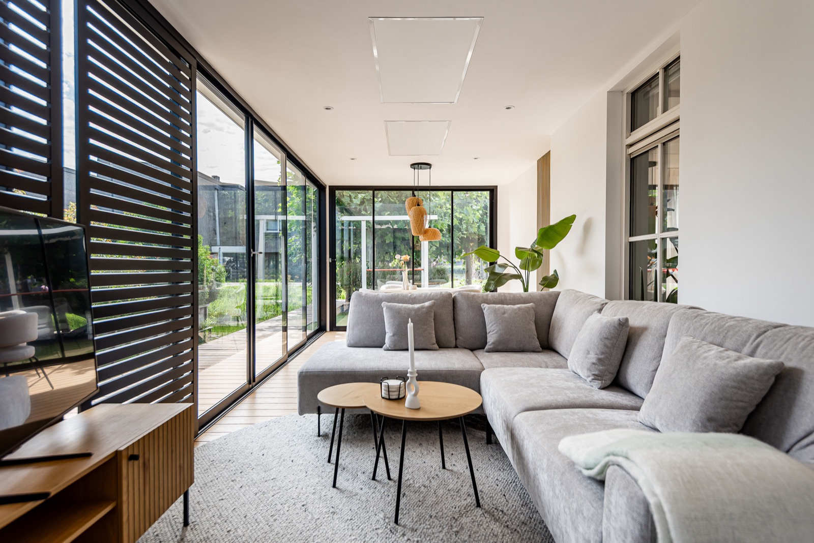 tuinkamer met maatwerk schuifwanden