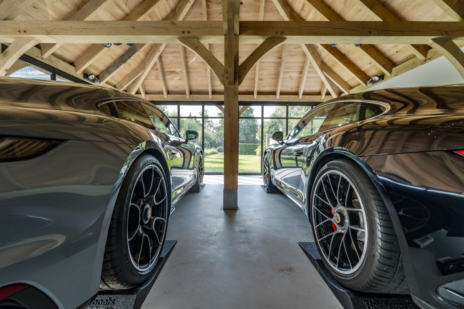 luxe garage