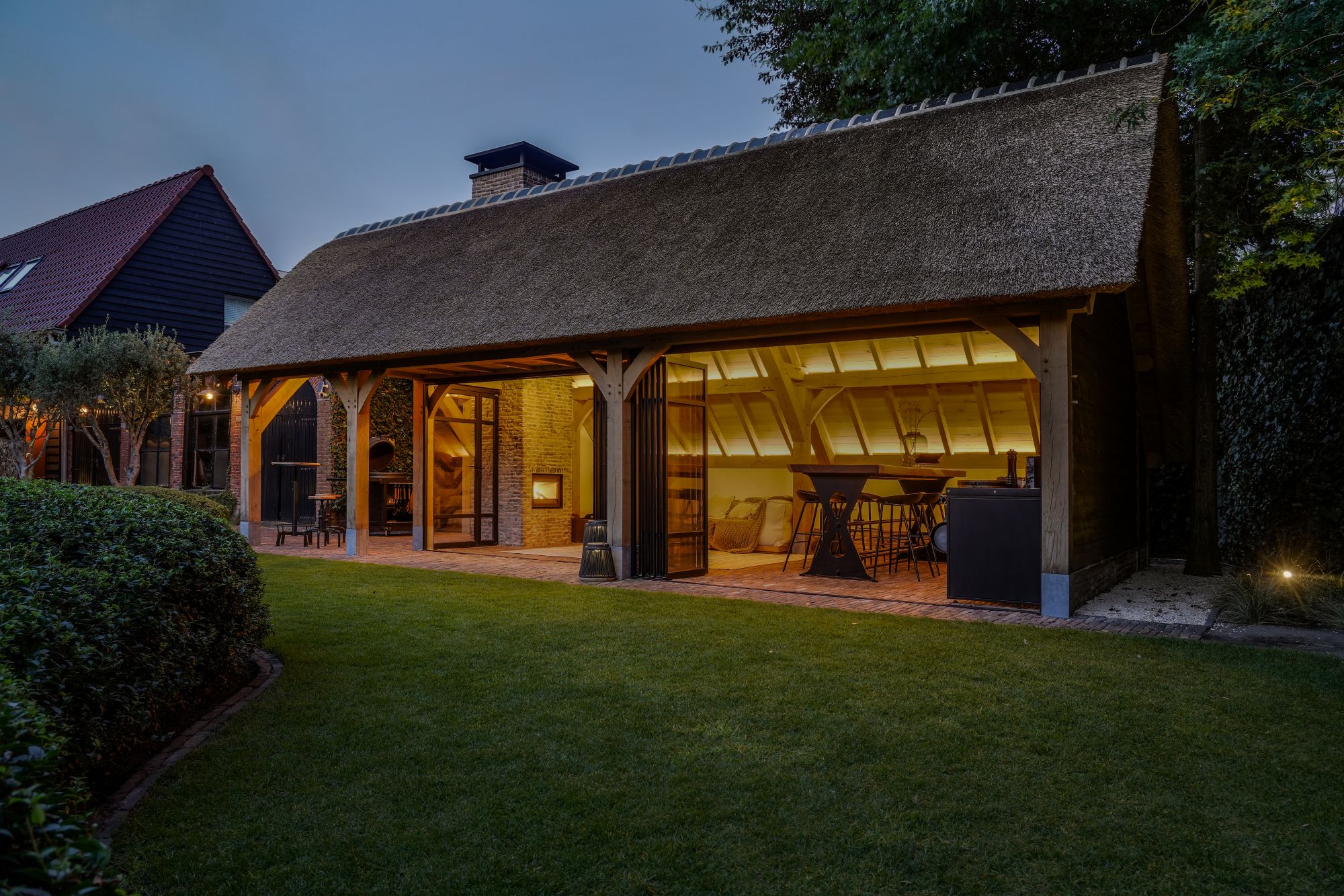 poolhouse