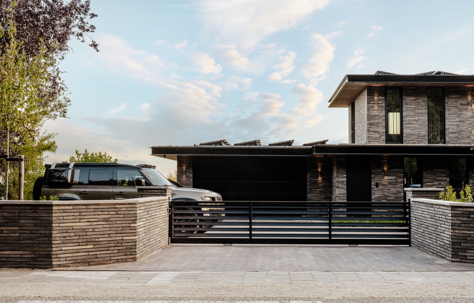 toegangspoort naar luxe villa