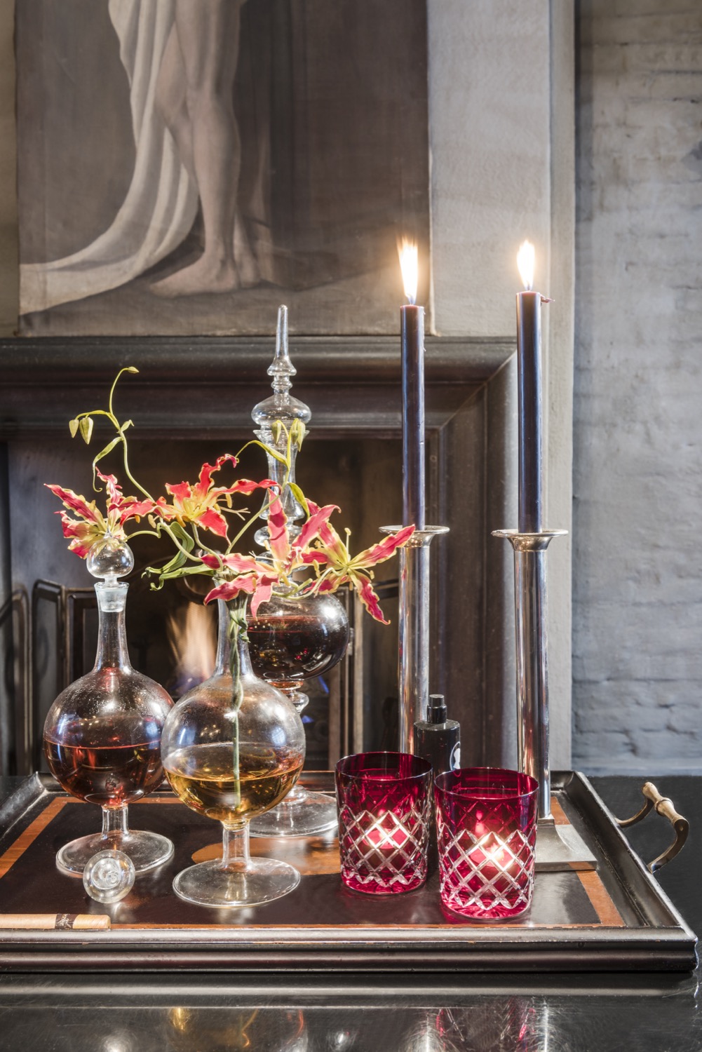 salontafel met glazen