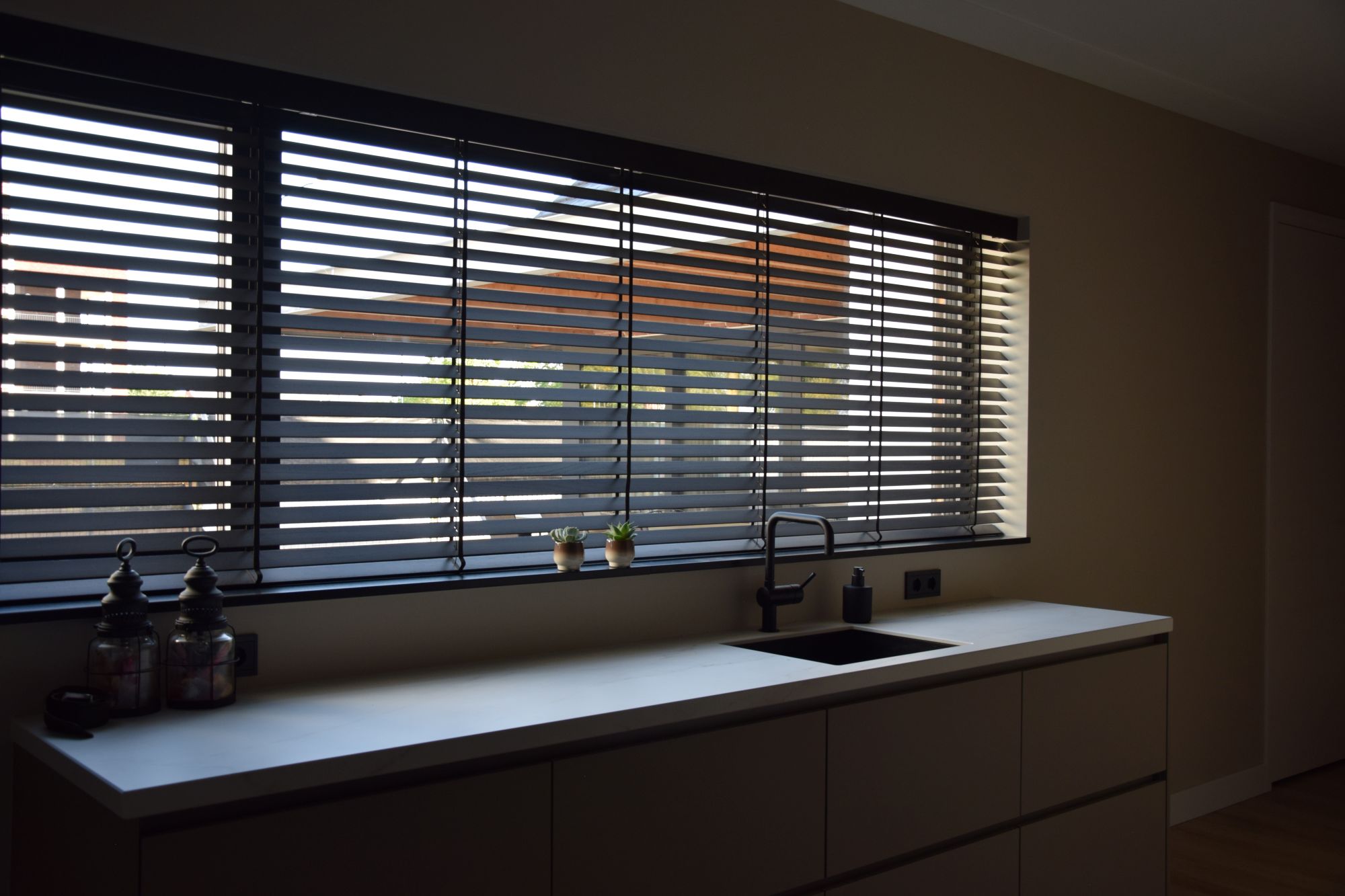 shutters in keuken