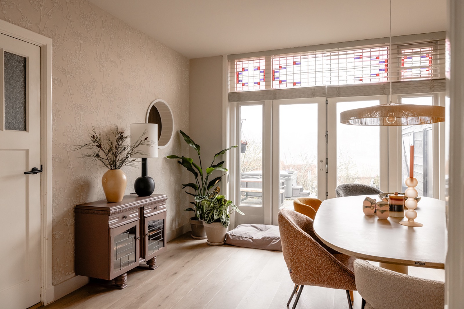eetkamer met luxe jaloezieën