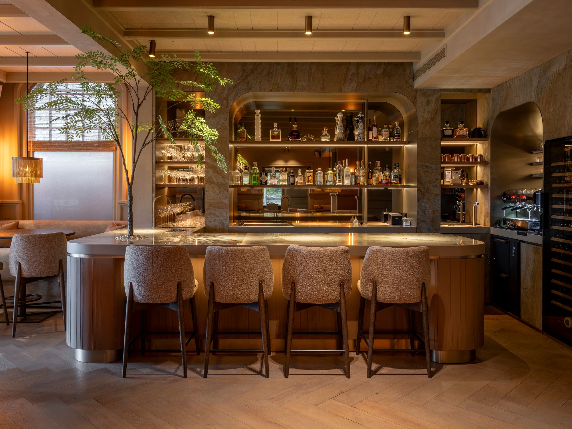 bar