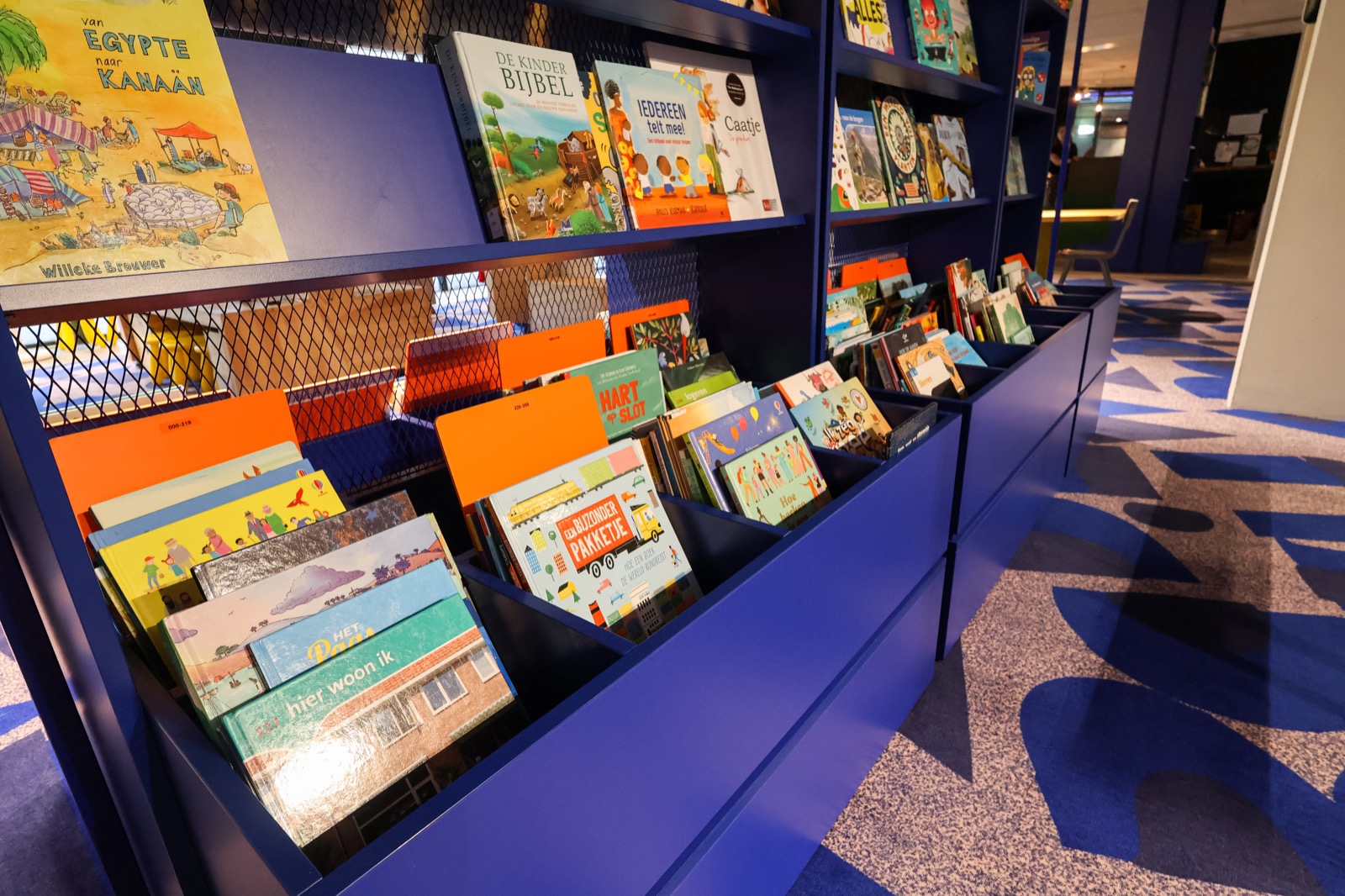 luxe boekenkast op maat