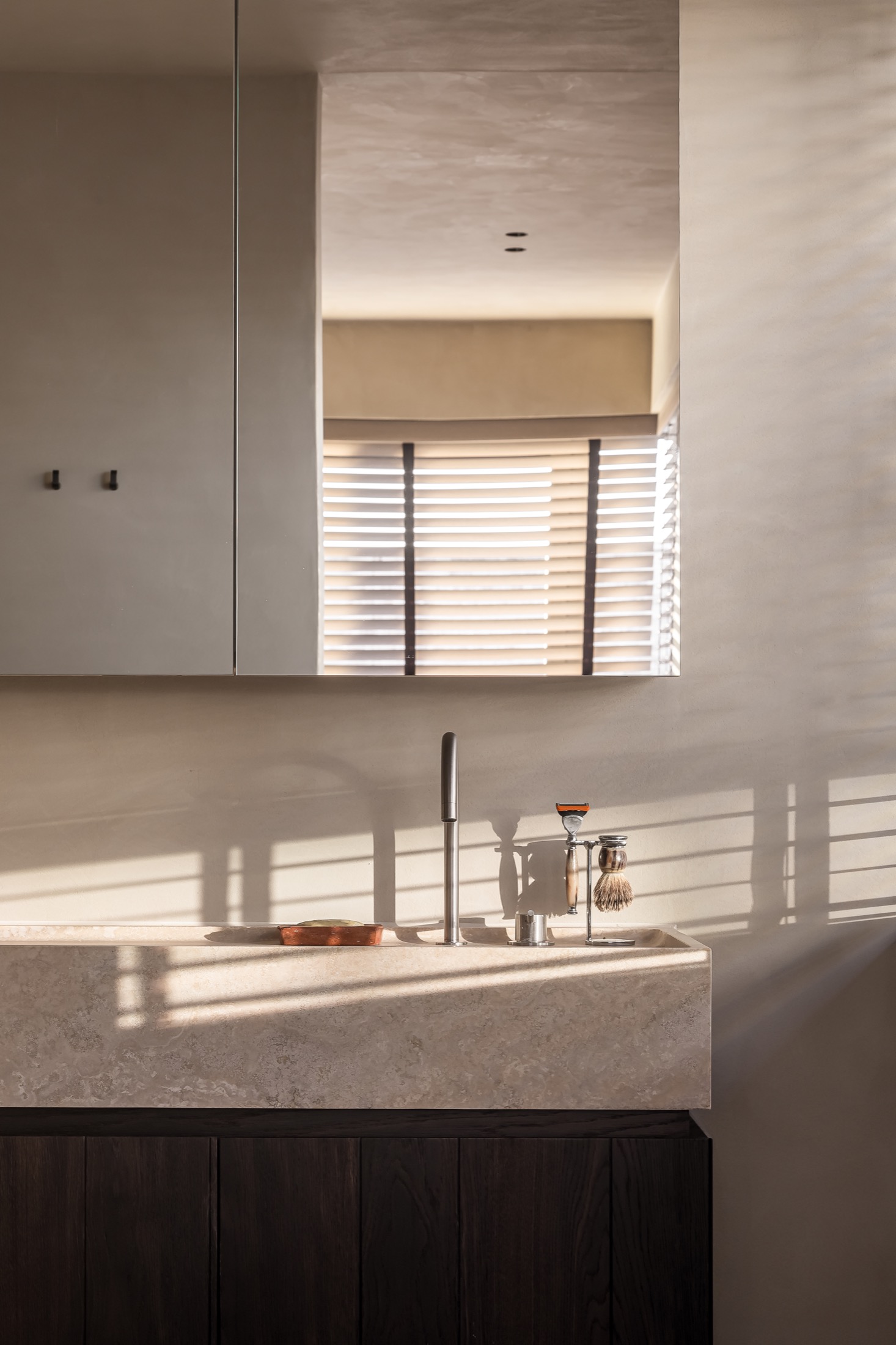 luxe wastafel in badkamer ontwerp