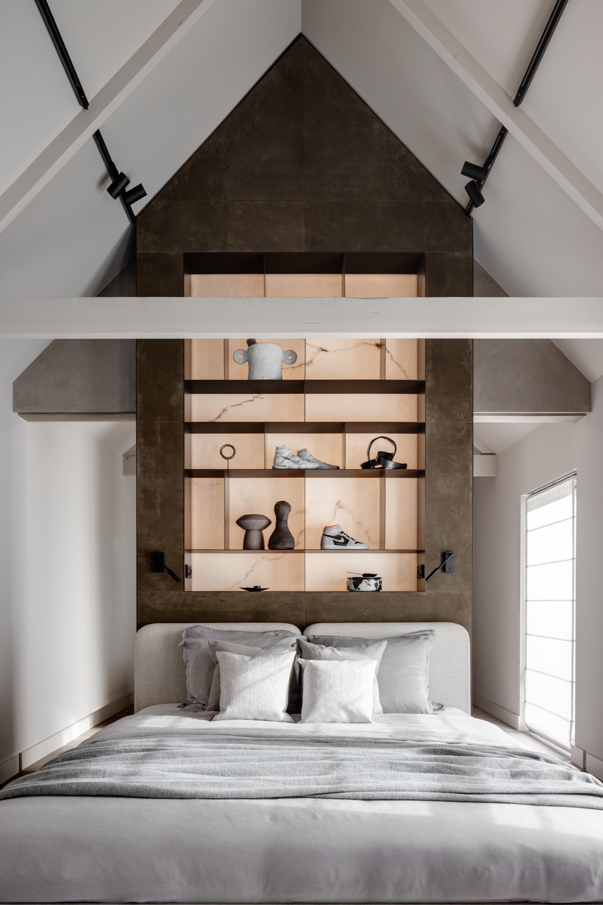 slaapkamer met luxe bed