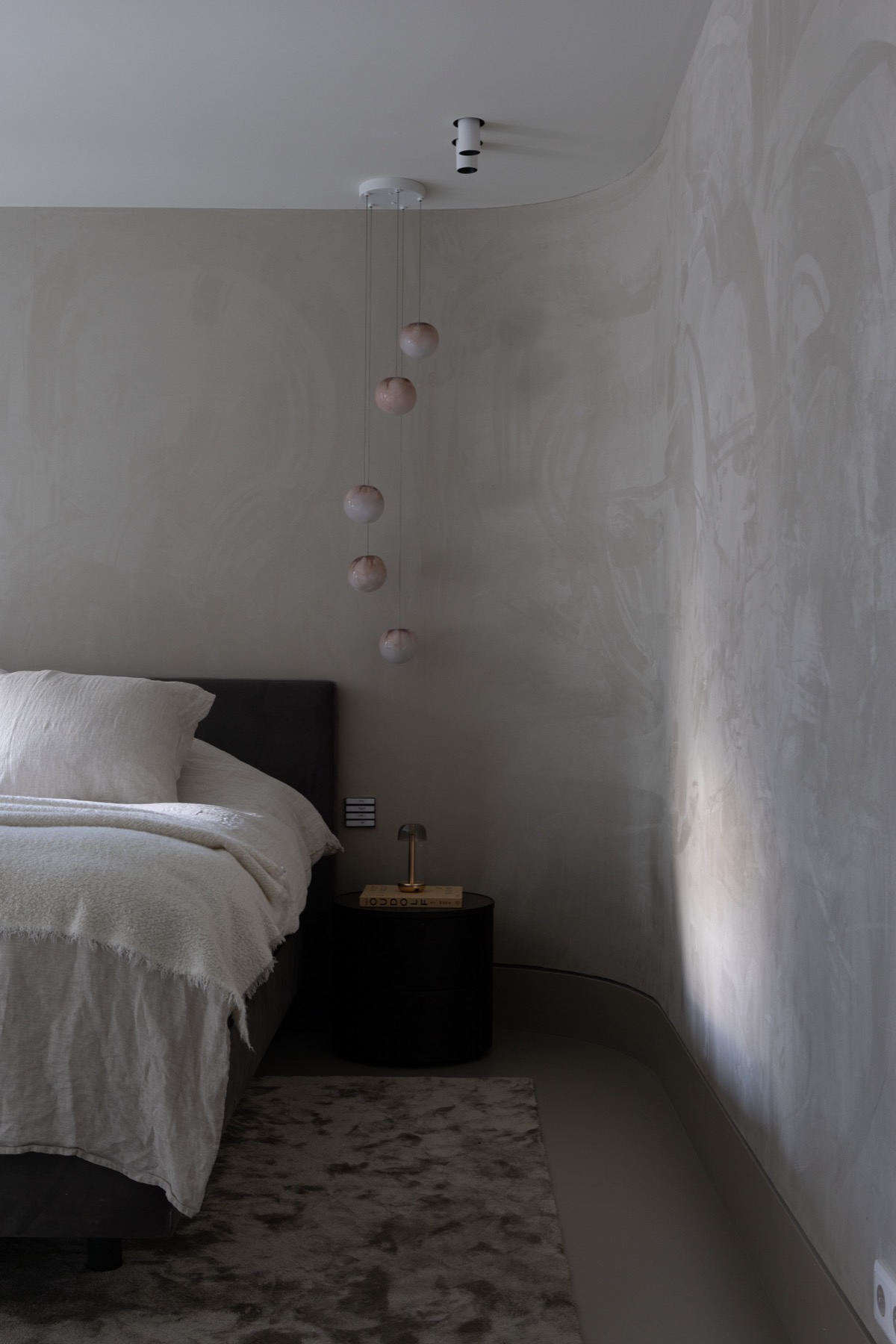 luxe slaapkamer met verlichting