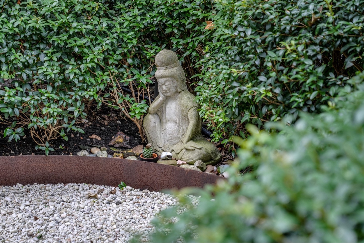 beeld in tuin