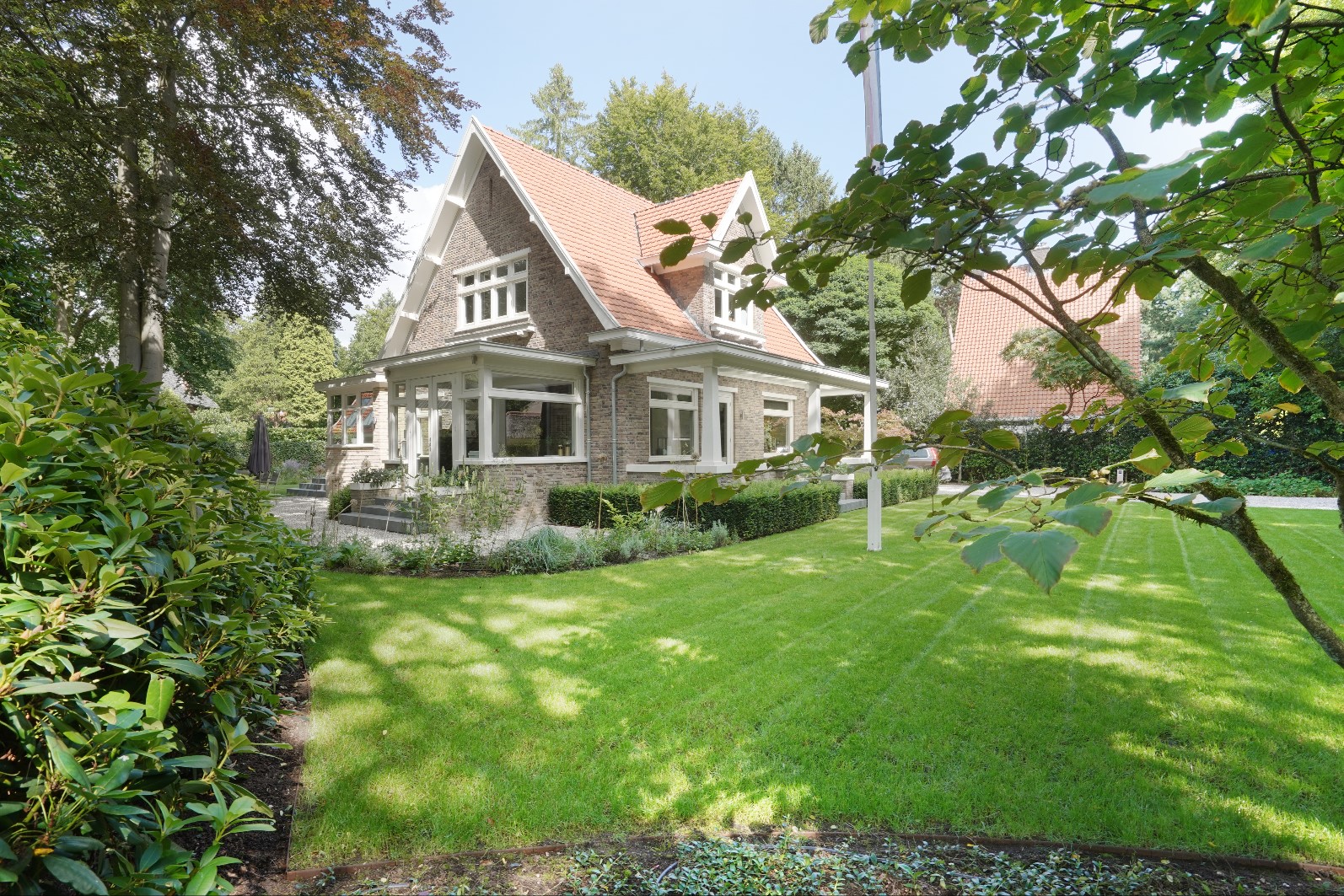 villa met tuin
