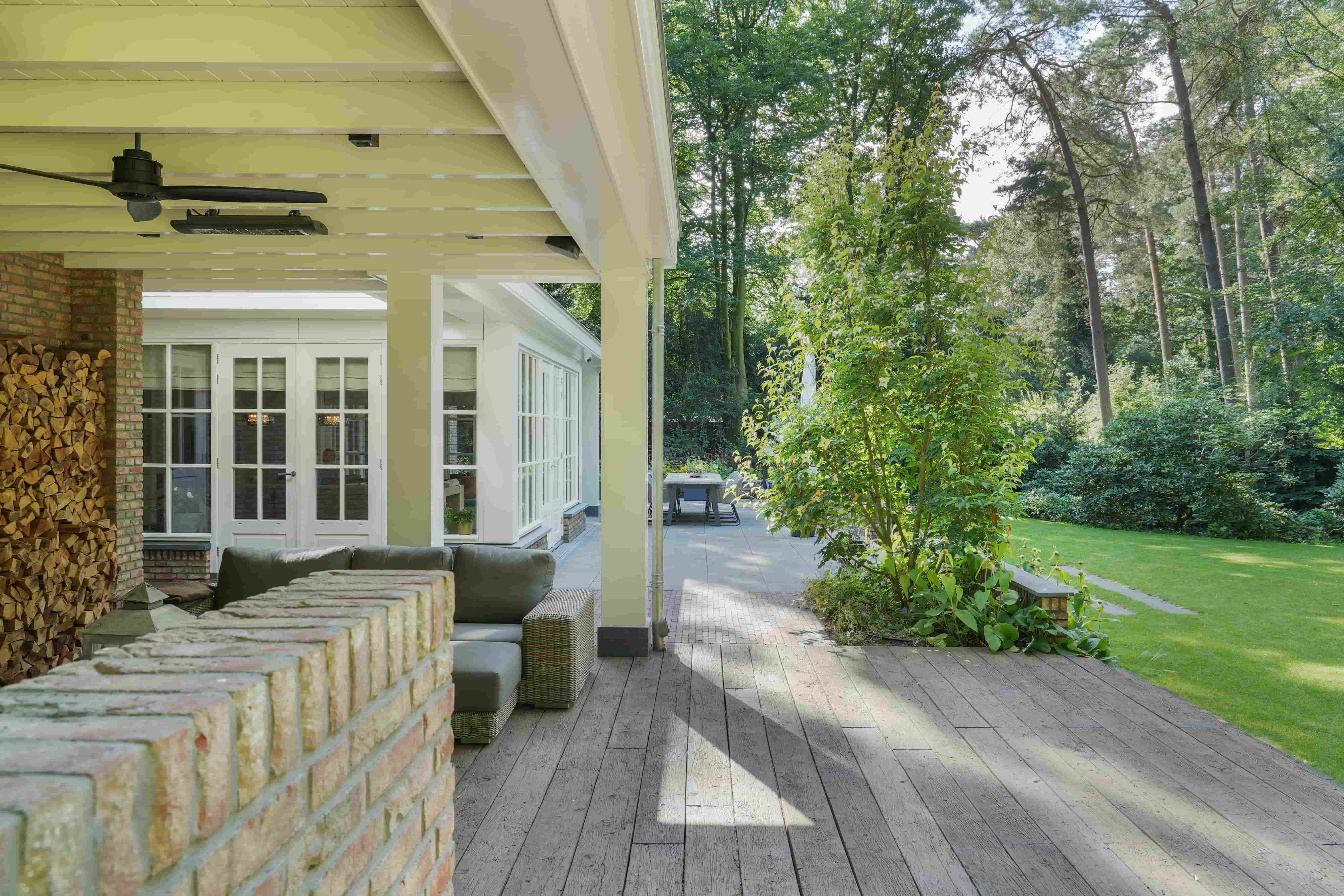 overkapping bij villa