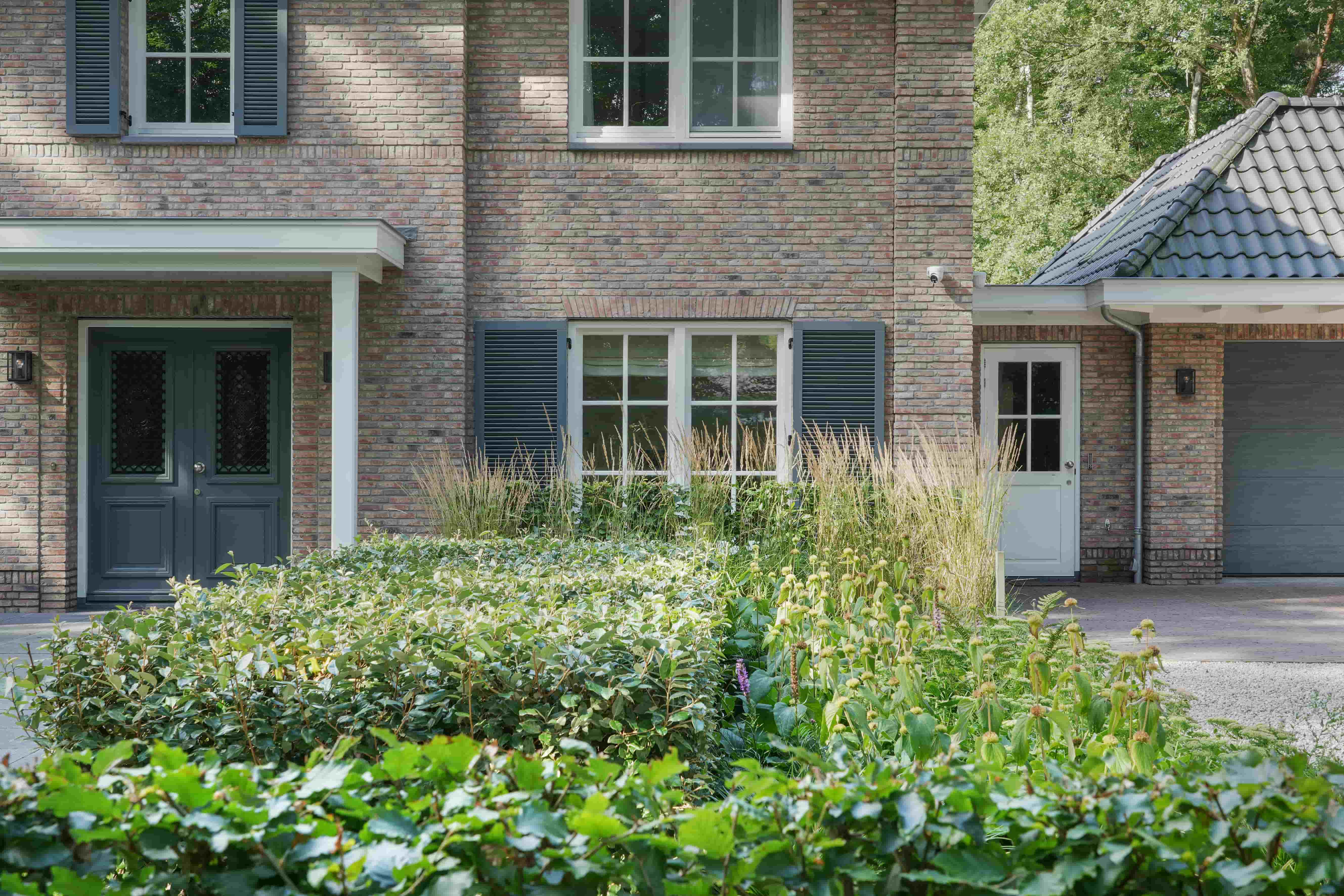 voortuin bij villa