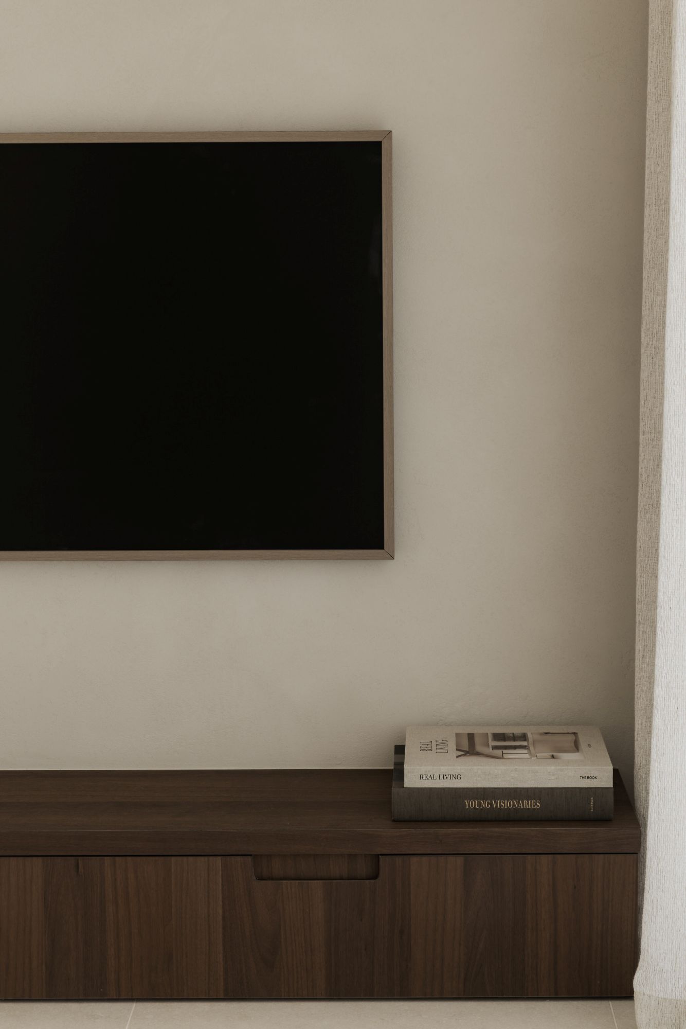 detail tv wand