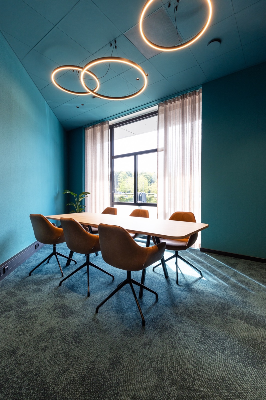 luxe interieur vergaderruimte